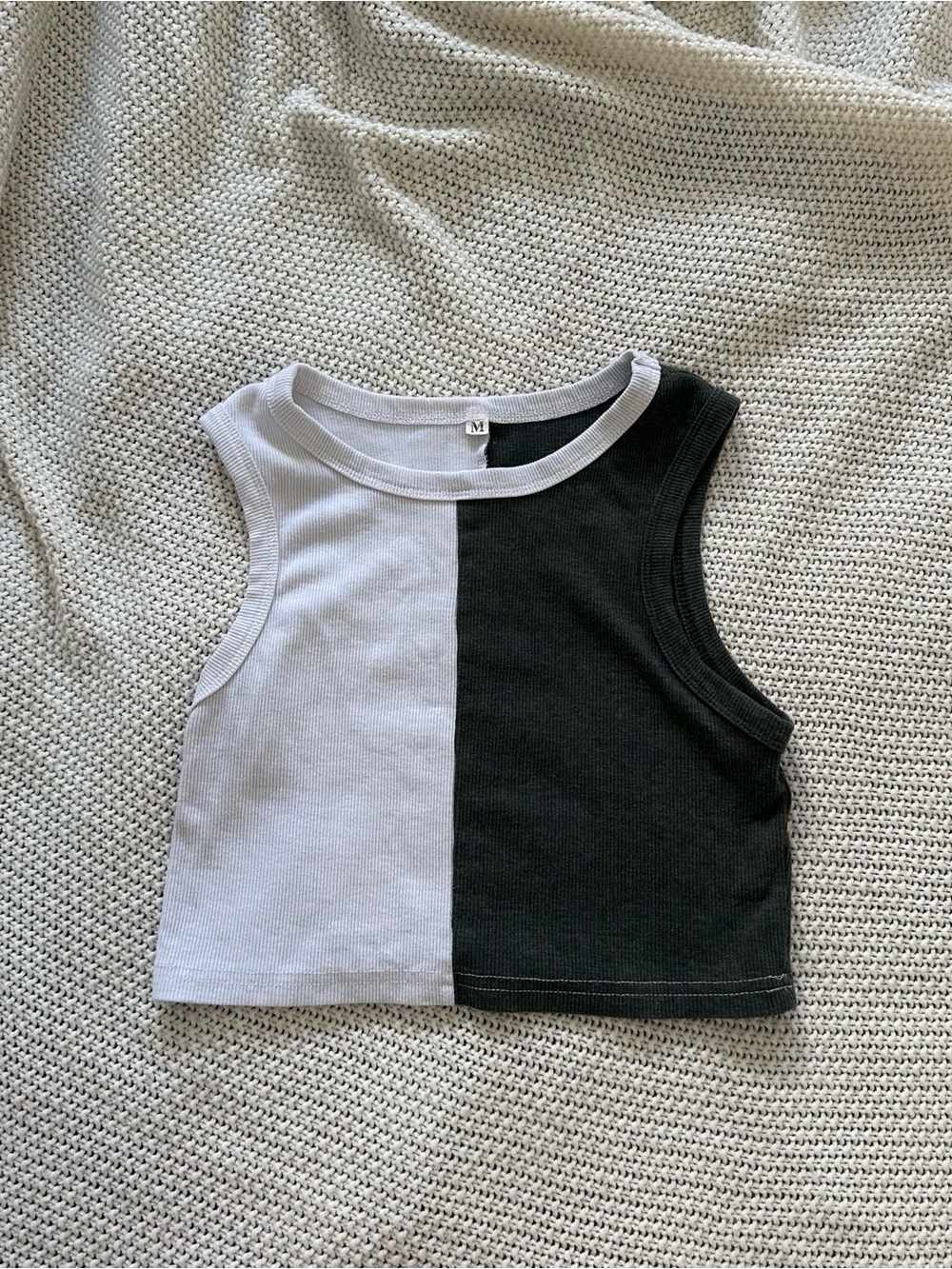 SHEIN Women’s Color Block Ribbed Cropped Tank Top Size Medium